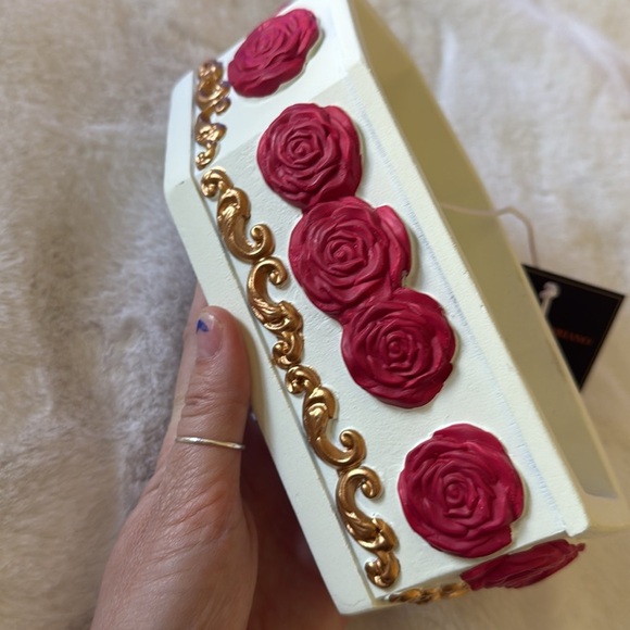 Christian Siriano Baroque Coffin Candle Skull Roses HALLOWEEN Decor Gothic - Picture 4 of 9